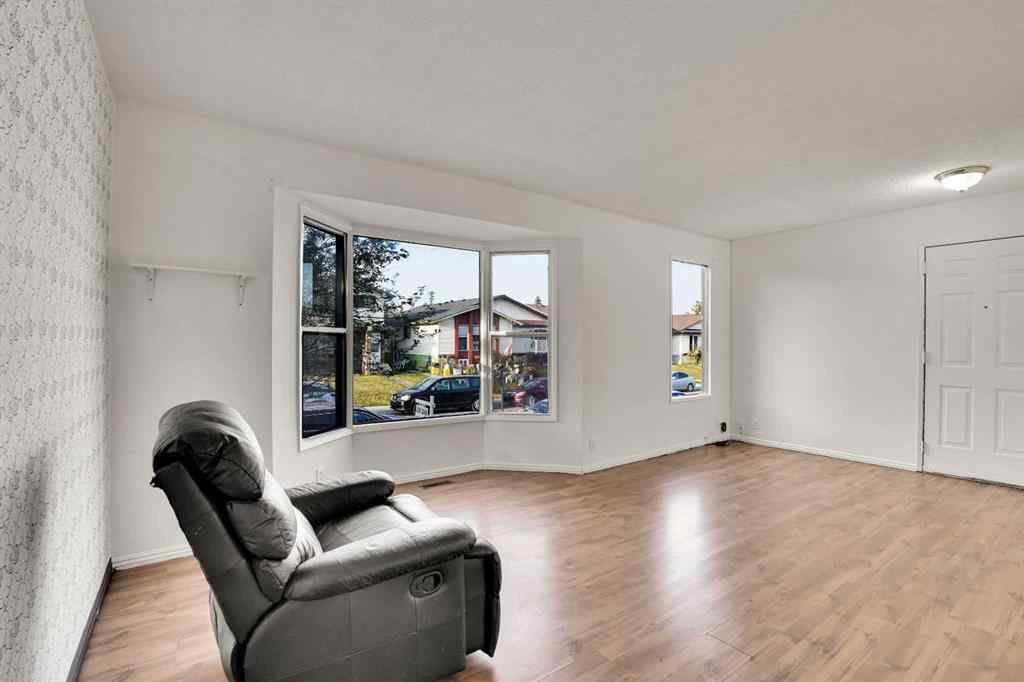 MLS® A2255227 - 537 Whiteland Drive NE in Whitehorn Calgary, Residential