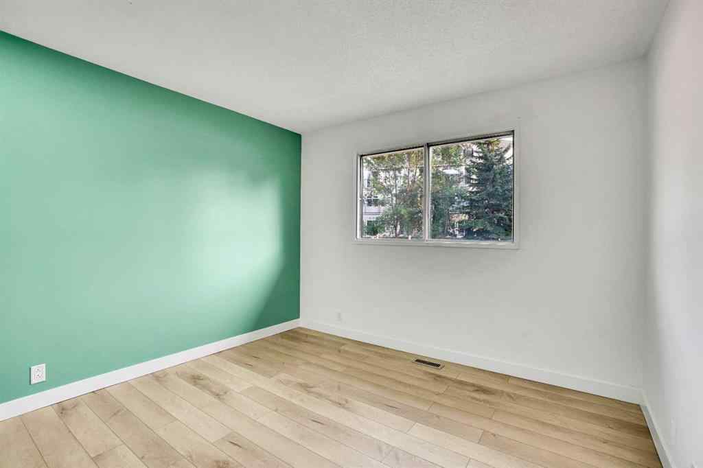 MLS® A2255227 - 537 Whiteland Drive NE in Whitehorn Calgary, Residential