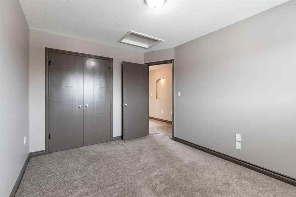 MLS® A2255228 - 44 Hamptons Crescent SE in SE Southridge Medicine Hat, Residential