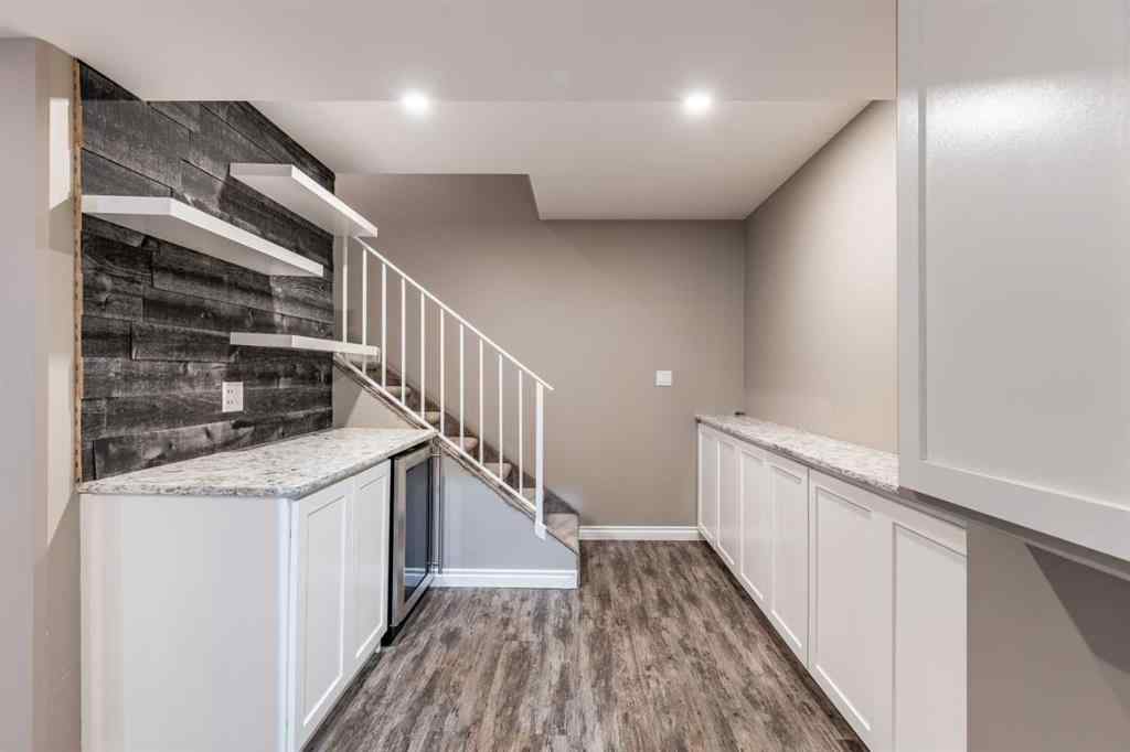 MLS® A2255228 - 44 Hamptons Crescent SE in SE Southridge Medicine Hat, Residential