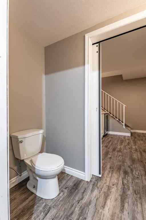 MLS® A2255228 - 44 Hamptons Crescent SE in SE Southridge Medicine Hat, Residential