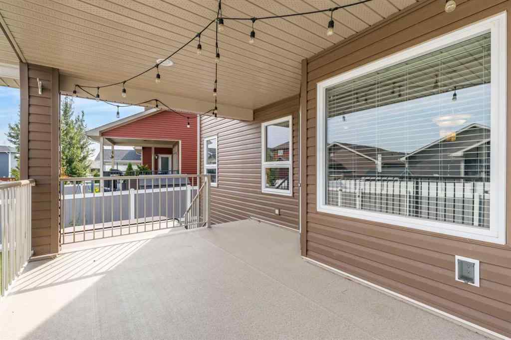 MLS® A2255228 - 44 Hamptons Crescent SE in SE Southridge Medicine Hat, Residential