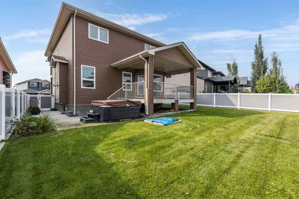 MLS® A2255228 - 44 Hamptons Crescent SE in SE Southridge Medicine Hat, Residential