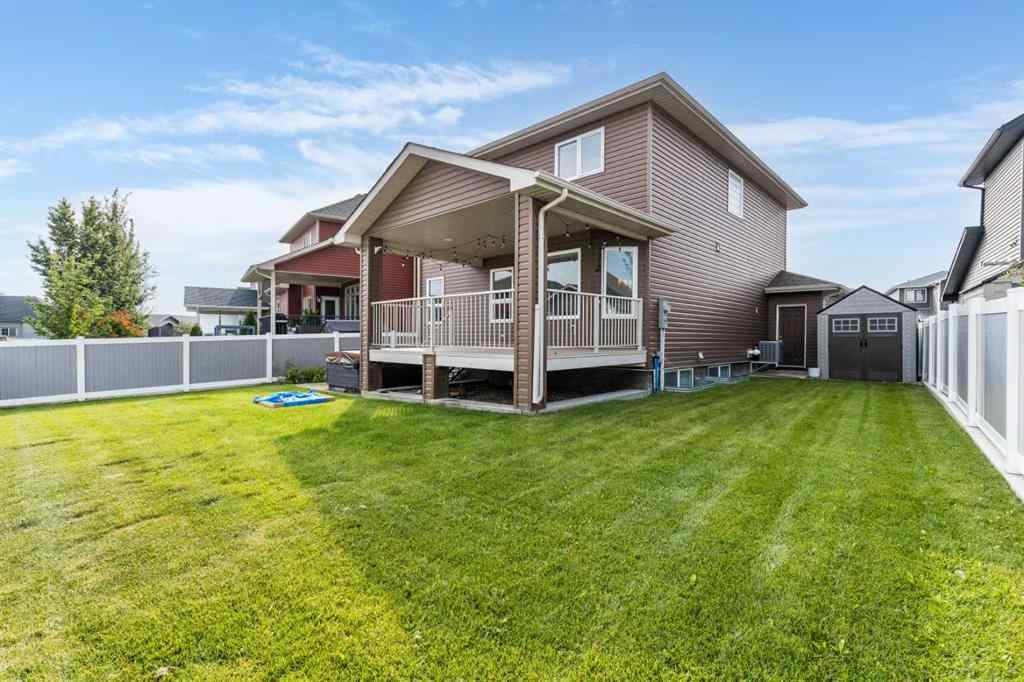 MLS® A2255228 - 44 Hamptons Crescent SE in SE Southridge Medicine Hat, Residential