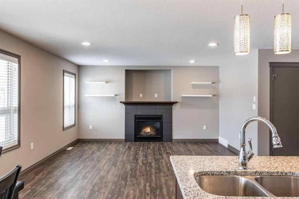 MLS® A2255228 - 44 Hamptons Crescent SE in SE Southridge Medicine Hat, Residential