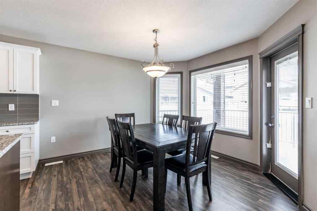 MLS® A2255228 - 44 Hamptons Crescent SE in SE Southridge Medicine Hat, Residential