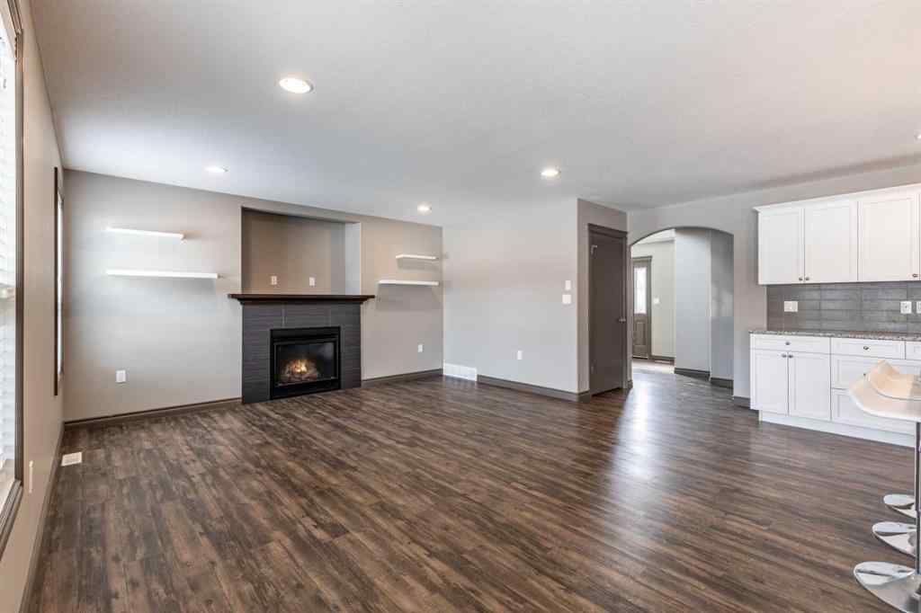 MLS® A2255228 - 44 Hamptons Crescent SE in SE Southridge Medicine Hat, Residential