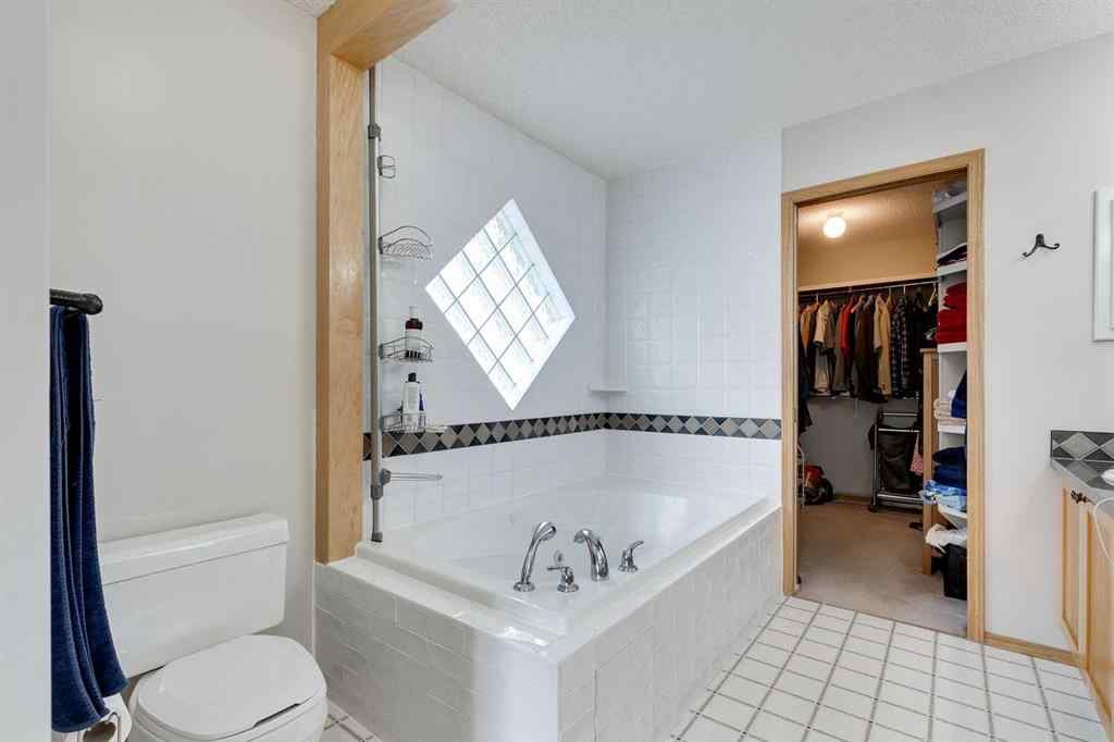 MLS® A2255229 - 187 Valley Brook Circle NW in Valley Ridge Calgary, Residential