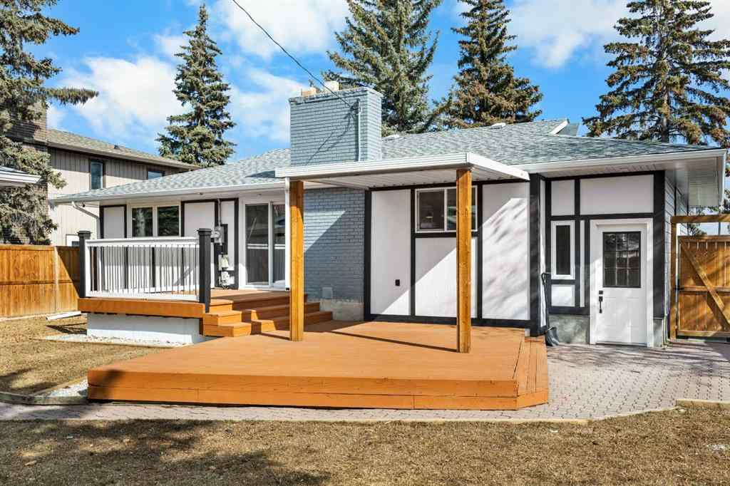 MLS® A2255231 - 1040 Lake Ontario Drive SE in Lake Bonavista Calgary, Residential