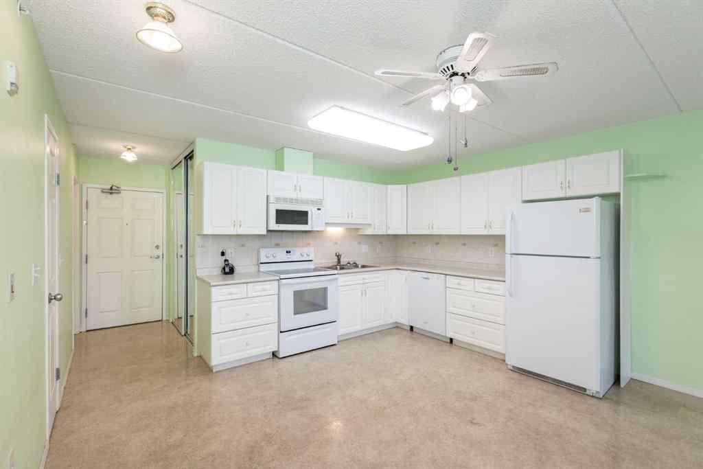 MLS® A2255239 - Unit #205 4319 49 Street  in Downtown Innisfail Innisfail, Residential