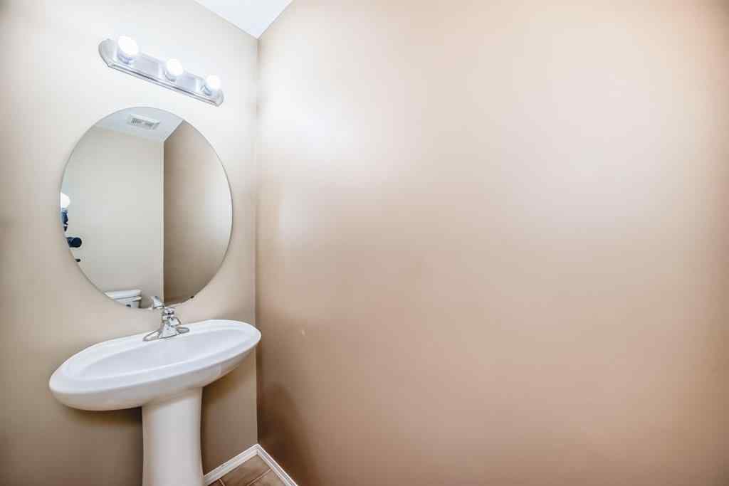 MLS® A2255240 - 2128 Luxstone Boulevard SW in Luxstone Airdrie, Residential