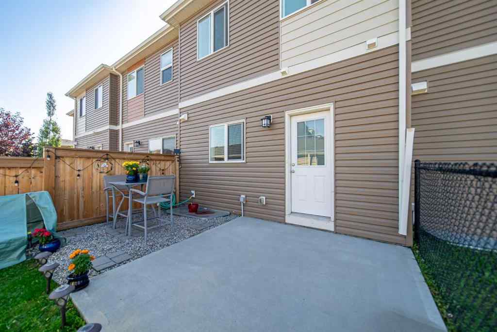 MLS® A2255247 - 340 Midtown Gate SW in Midtown Airdrie, Residential
