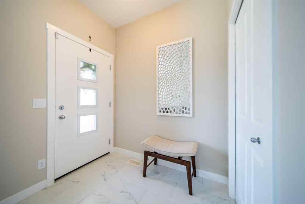 MLS® A2255247 - 340 Midtown Gate SW in Midtown Airdrie, Residential
