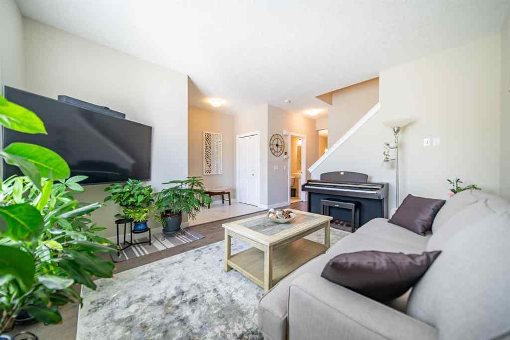 MLS® A2255247 - 340 Midtown Gate SW in Midtown Airdrie, Residential