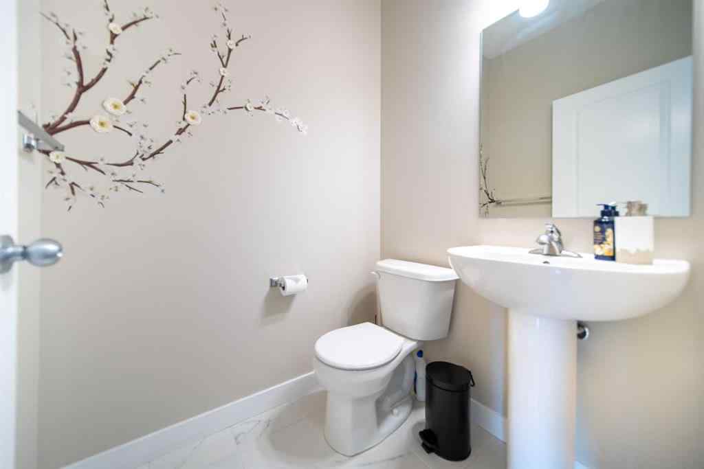 MLS® A2255247 - 340 Midtown Gate SW in Midtown Airdrie, Residential
