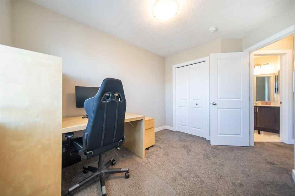 MLS® A2255247 - 340 Midtown Gate SW in Midtown Airdrie, Residential