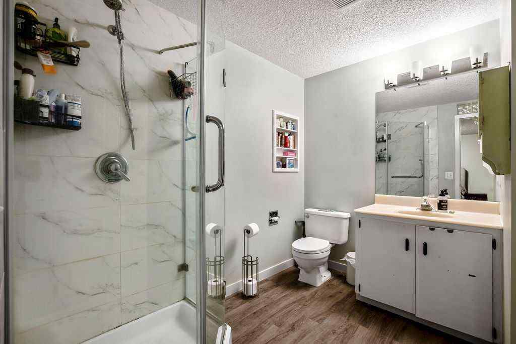 MLS® A2255248 - 1926/1928 32 Street SW in Killarney/Glengarry Calgary, Multi-Family