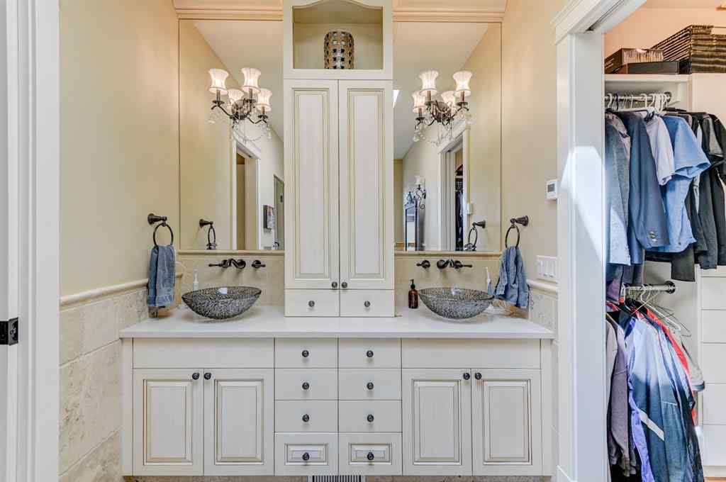 MLS® A2255258 - 1320 17A Street NW in Hounsfield Heights/Briar Hill Calgary, Residential