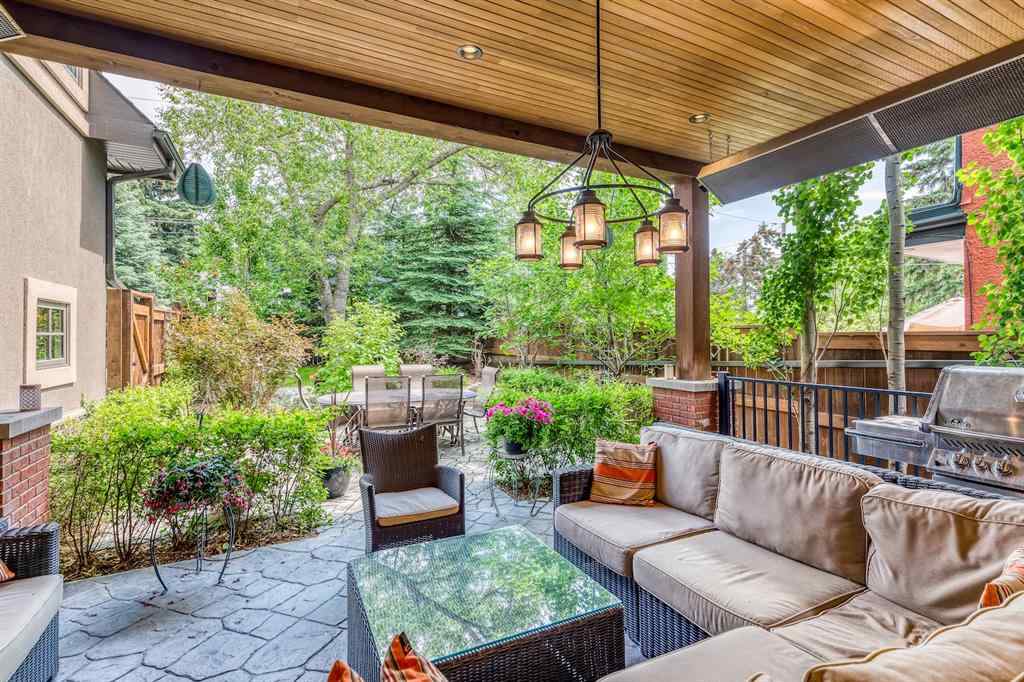 MLS® A2255258 - 1320 17A Street NW in Hounsfield Heights/Briar Hill Calgary, Residential