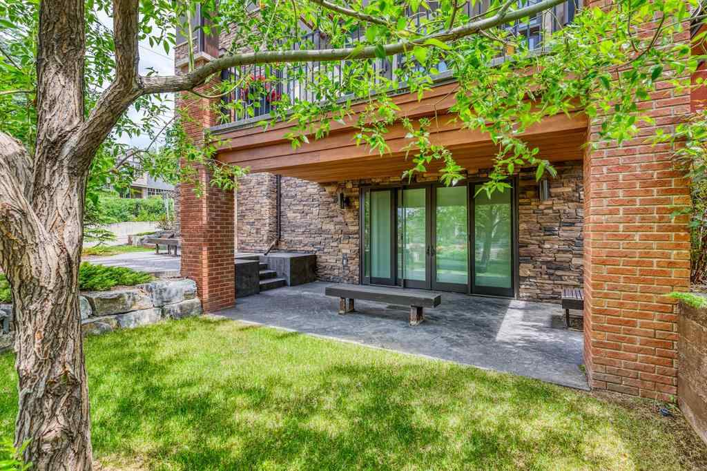 MLS® A2255258 - 1320 17A Street NW in Hounsfield Heights/Briar Hill Calgary, Residential