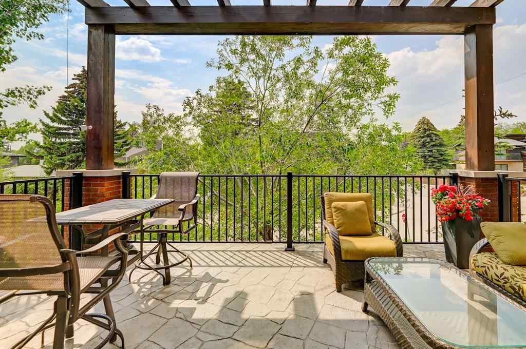 MLS® A2255258 - 1320 17A Street NW in Hounsfield Heights/Briar Hill Calgary, Residential