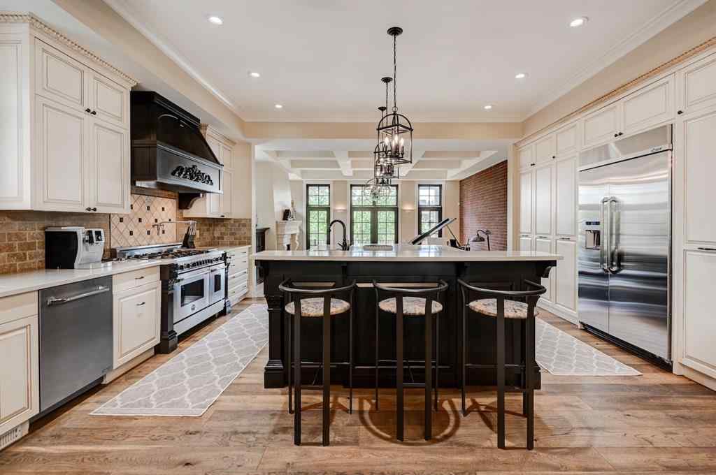 MLS® A2255258 - 1320 17A Street NW in Hounsfield Heights/Briar Hill Calgary, Residential