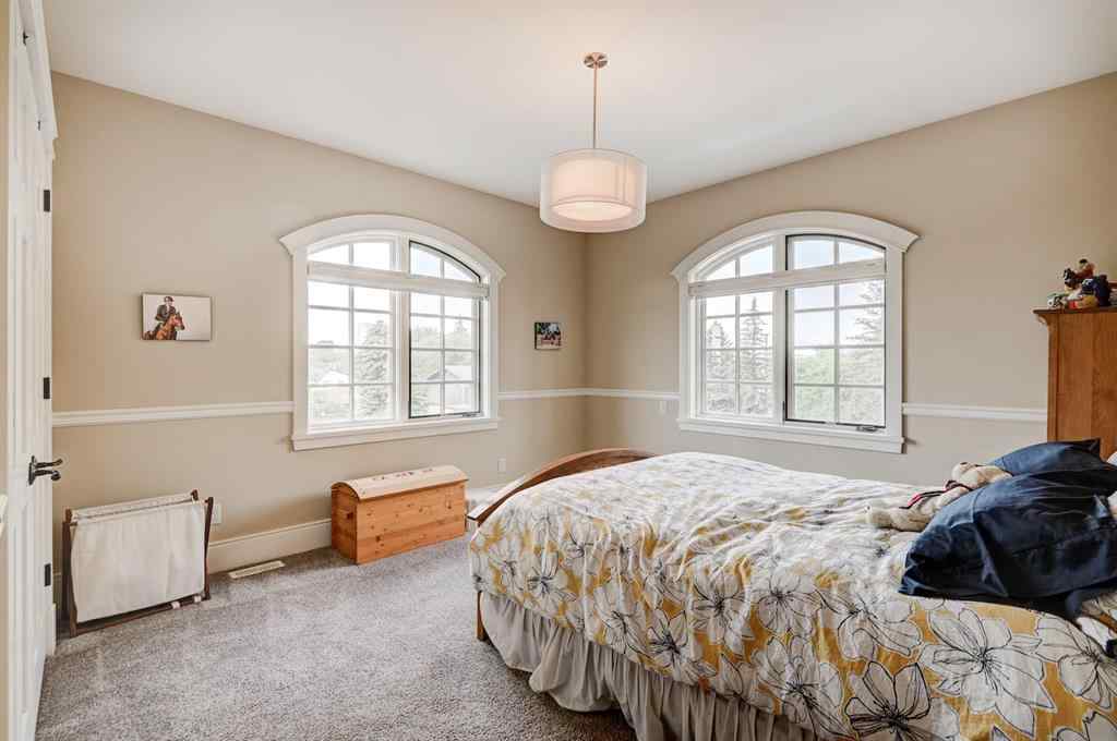 MLS® A2255258 - 1320 17A Street NW in Hounsfield Heights/Briar Hill Calgary, Residential