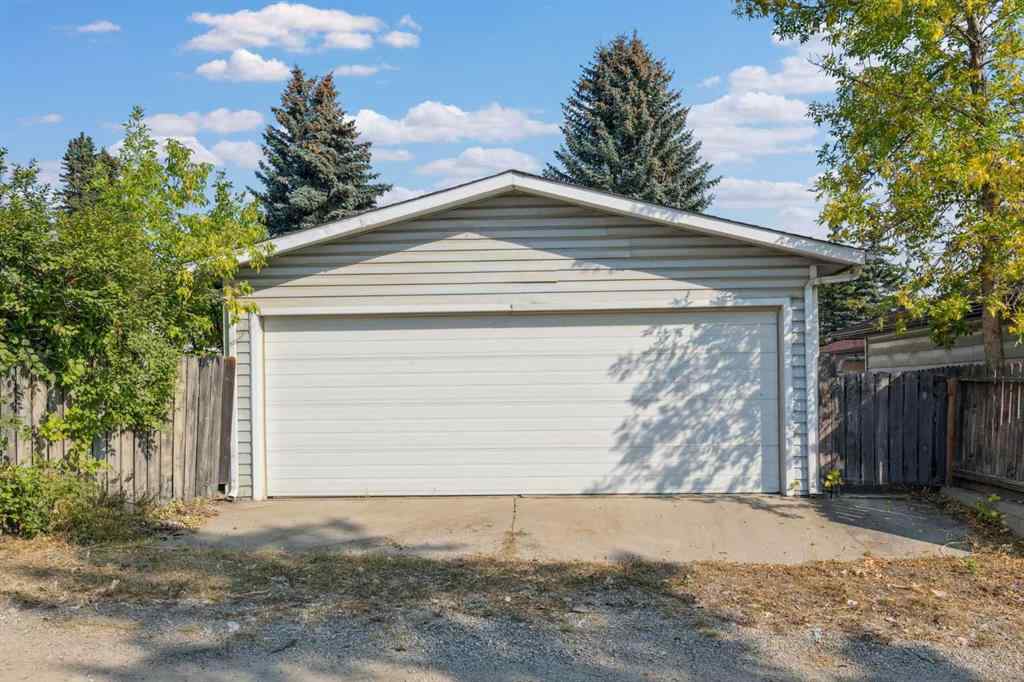 MLS® A2255260 - 115 Whiteside Road NE in Whitehorn Calgary, Residential
