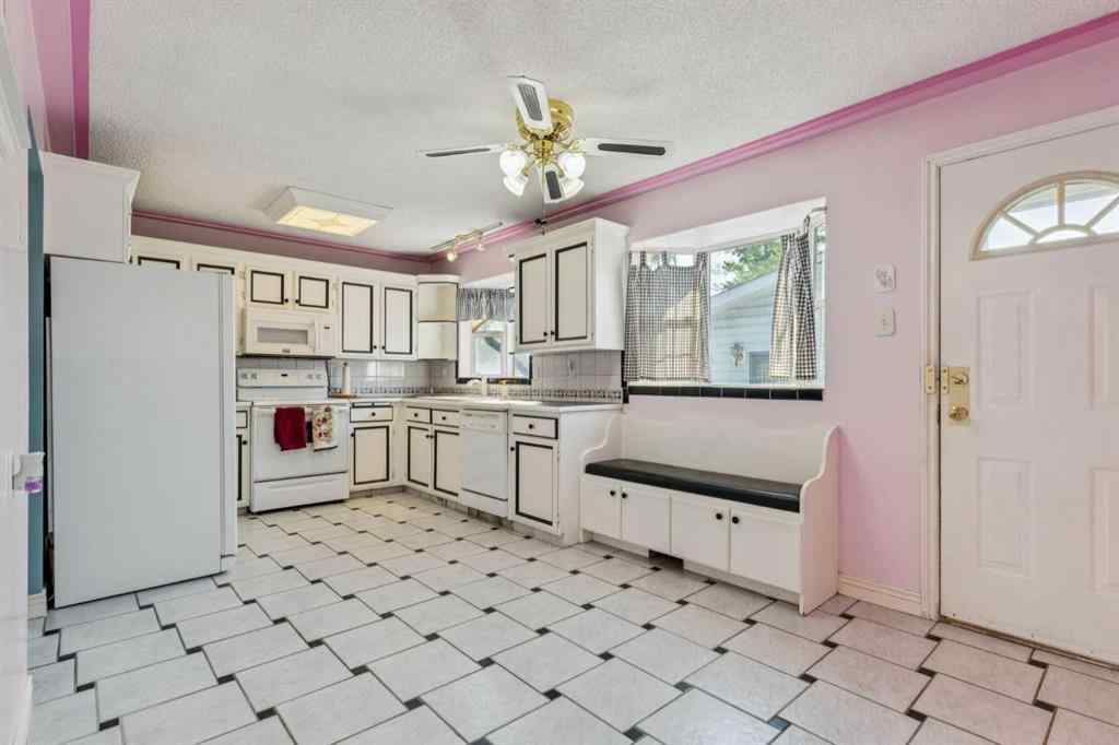 MLS® A2255260 - 115 Whiteside Road NE in Whitehorn Calgary, Residential