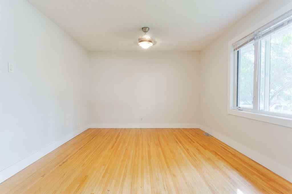MLS® A2255261 - 412 Tavender Road NW in Thorncliffe Calgary, Residential