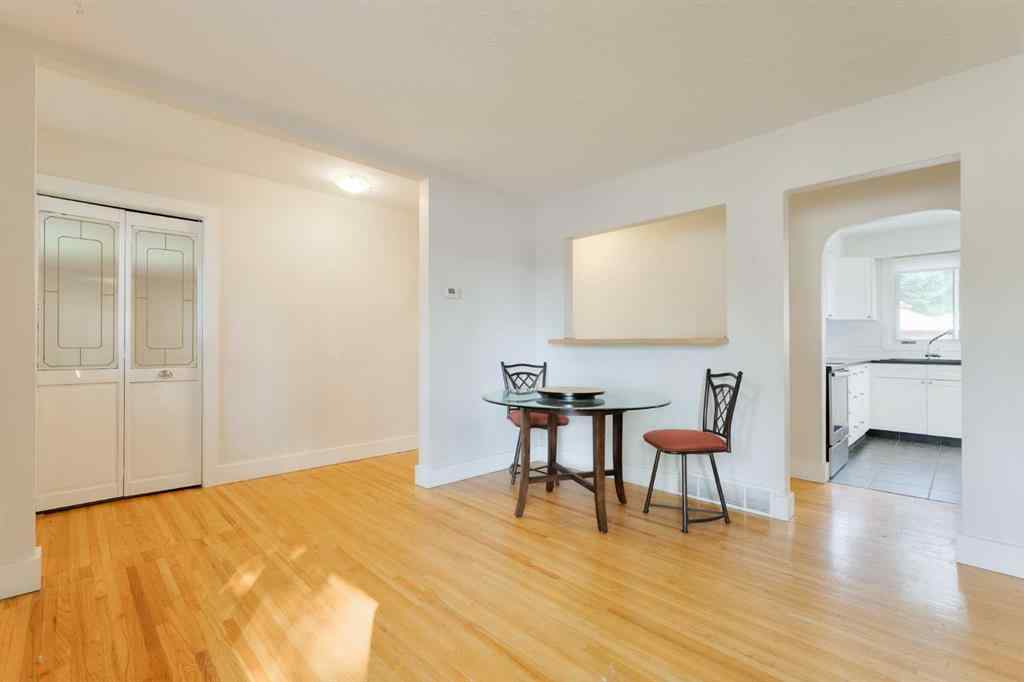 MLS® A2255261 - 412 Tavender Road NW in Thorncliffe Calgary, Residential