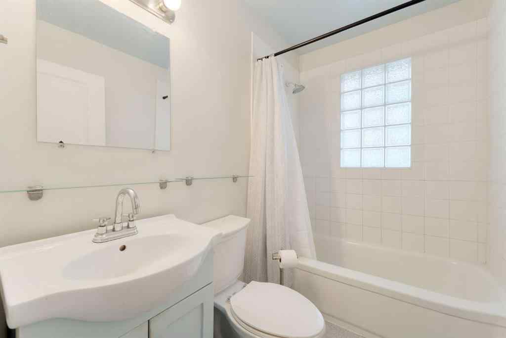 MLS® A2255261 - 412 Tavender Road NW in Thorncliffe Calgary, Residential