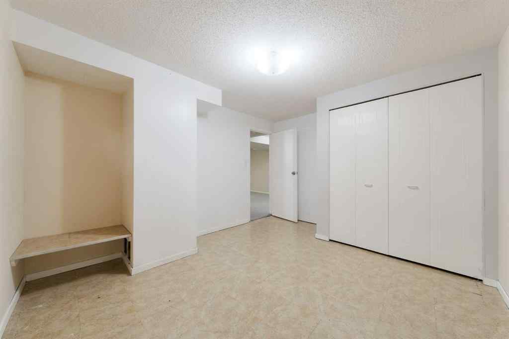 MLS® A2255261 - 412 Tavender Road NW in Thorncliffe Calgary, Residential
