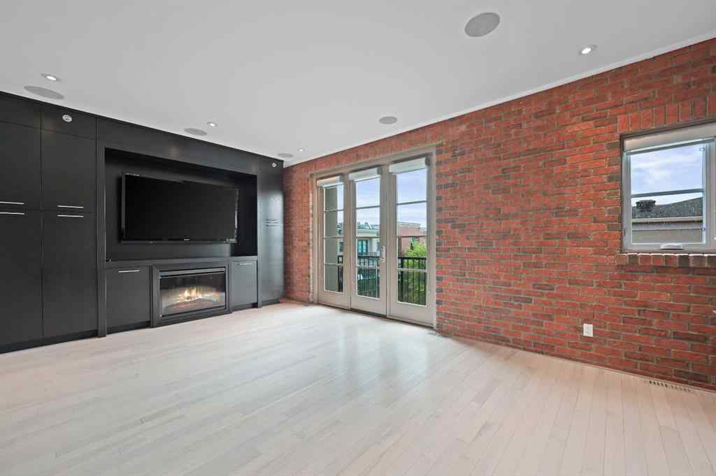 MLS® A2255262 - 109 Aspen Meadows Hill SW in Aspen Woods Calgary, Residential
