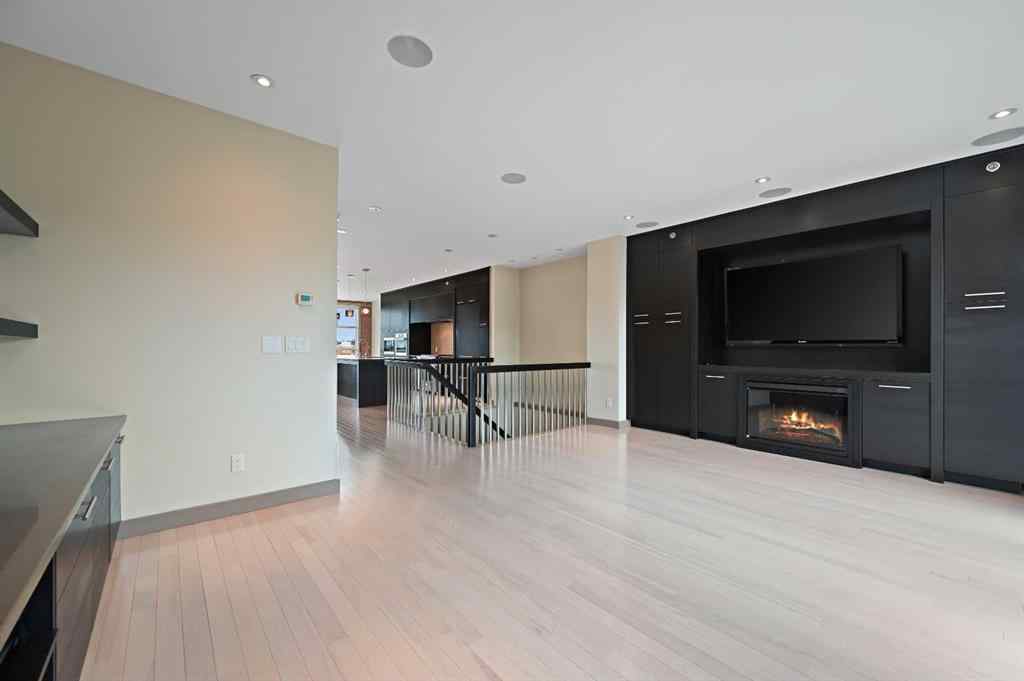 MLS® A2255262 - 109 Aspen Meadows Hill SW in Aspen Woods Calgary, Residential