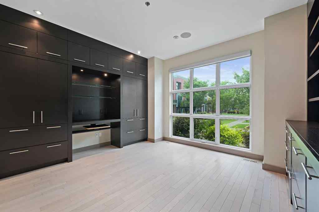 MLS® A2255262 - 109 Aspen Meadows Hill SW in Aspen Woods Calgary, Residential