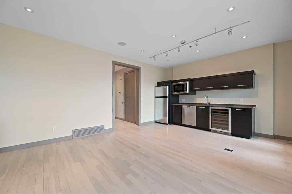 MLS® A2255262 - 109 Aspen Meadows Hill SW in Aspen Woods Calgary, Residential