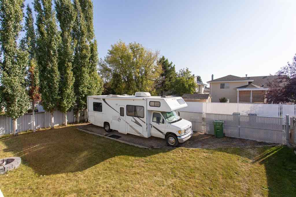 MLS® A2255267 - 179 Douglas Avenue  in Deer Park Estates Red Deer, Residential