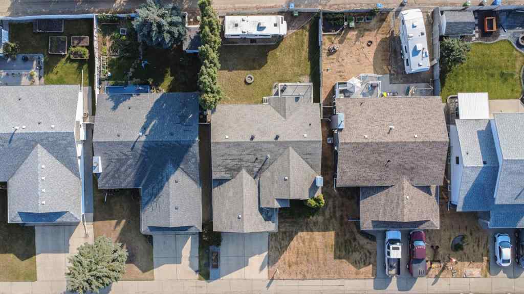 MLS® A2255267 - 179 Douglas Avenue  in Deer Park Estates Red Deer, Residential
