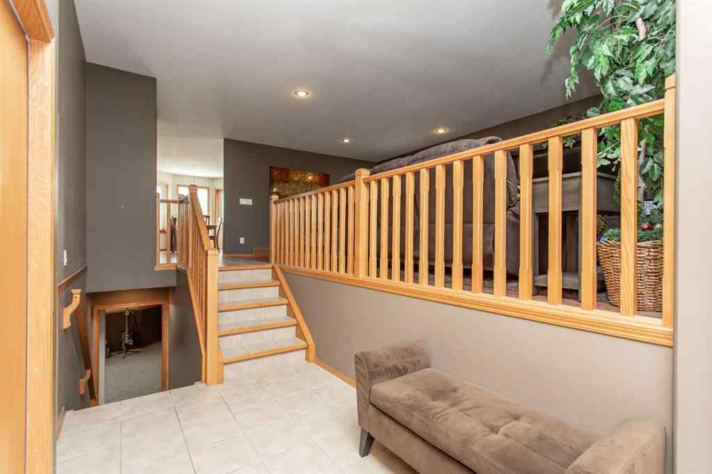 MLS® A2255267 - 179 Douglas Avenue  in Deer Park Estates Red Deer, Residential