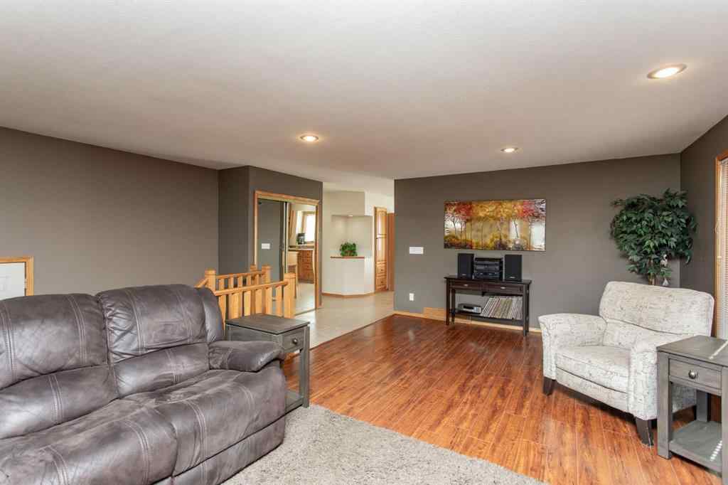 MLS® A2255267 - 179 Douglas Avenue  in Deer Park Estates Red Deer, Residential