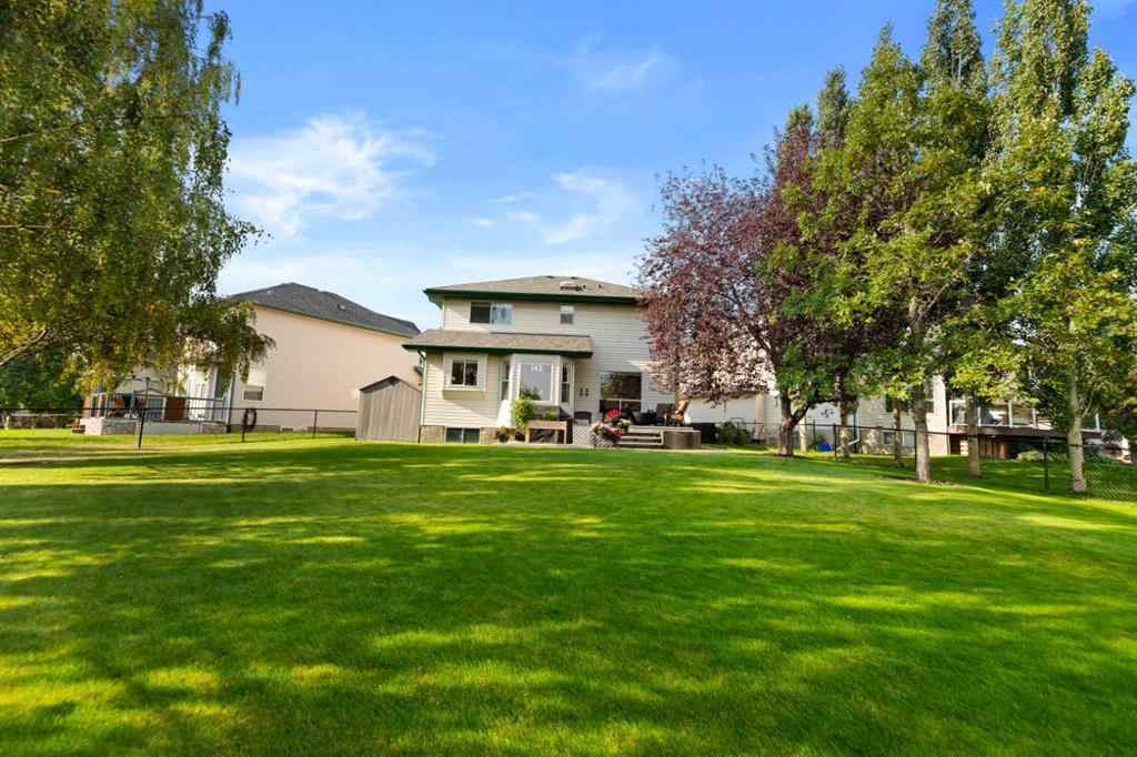 MLS® A2255268 - 309 Douglas Ridge Place SE in Douglasdale/Glen Calgary, Residential