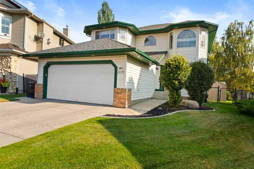 MLS® A2255268 - 309 Douglas Ridge Place SE in Douglasdale/Glen Calgary, Residential