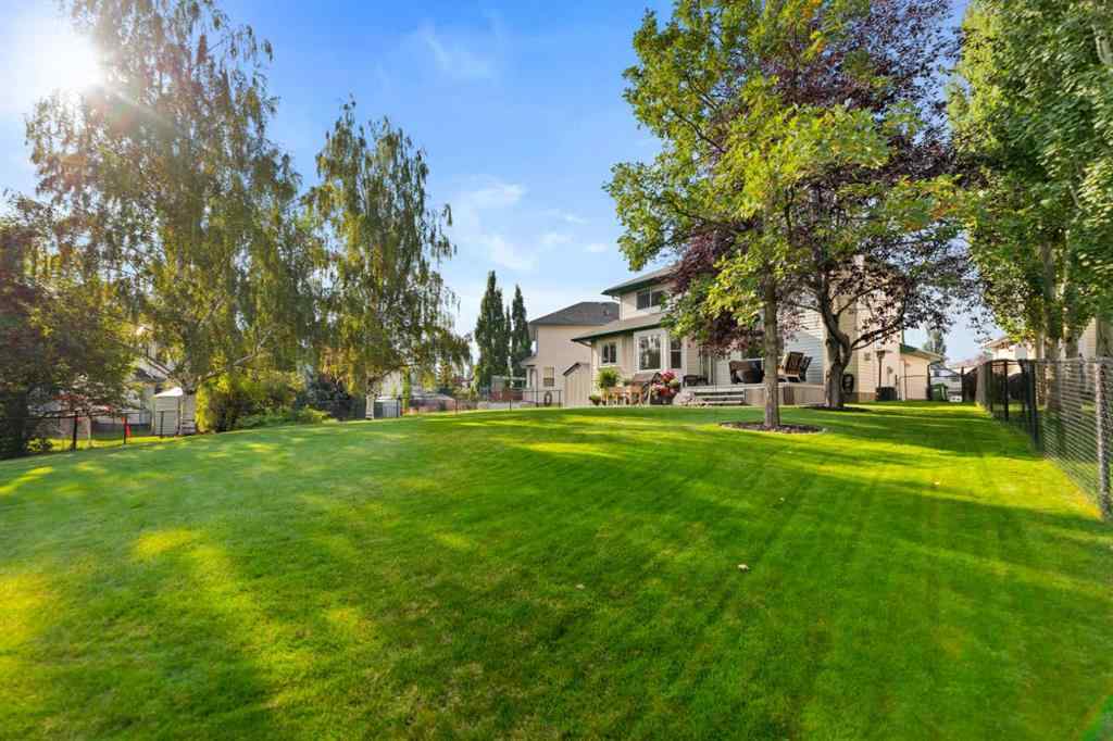 MLS® A2255268 - 309 Douglas Ridge Place SE in Douglasdale/Glen Calgary, Residential