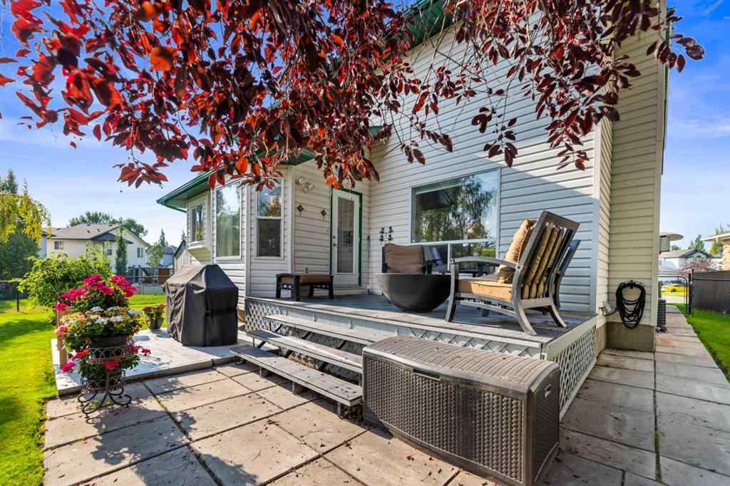 MLS® A2255268 - 309 Douglas Ridge Place SE in Douglasdale/Glen Calgary, Residential