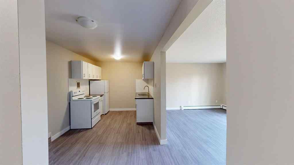 MLS® A2255270 - Unit #204 9807 108 Avenue  in VLA Montrose Grande Prairie, Rental