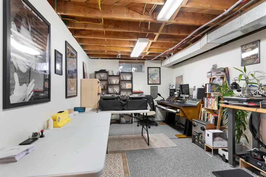 MLS® A2255271 - 9308 26 Street SW in Oakridge Calgary, Residential