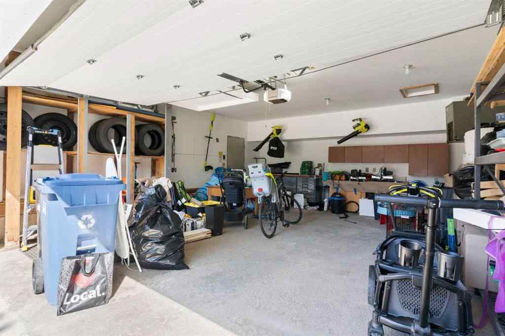 MLS® A2255271 - 9308 26 Street SW in Oakridge Calgary, Residential