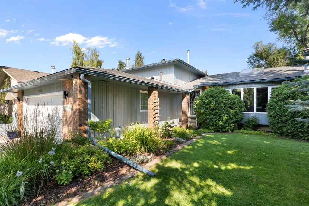 MLS® A2255271 - 9308 26 Street SW in Oakridge Calgary, Residential