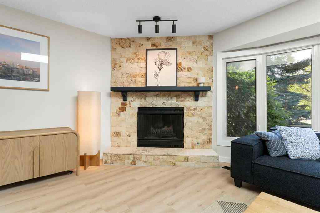 MLS® A2255271 - 9308 26 Street SW in Oakridge Calgary, Residential